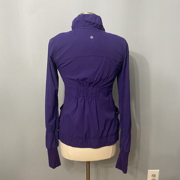 Lululemon Zip Jacket Ruching Thumb Hole Emblem Size 4 Purple - Picture 5 of 11